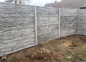 Tady ploty Mantov štípaný kámen 4