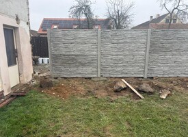 Tady ploty Mantov štípaný kámen 5